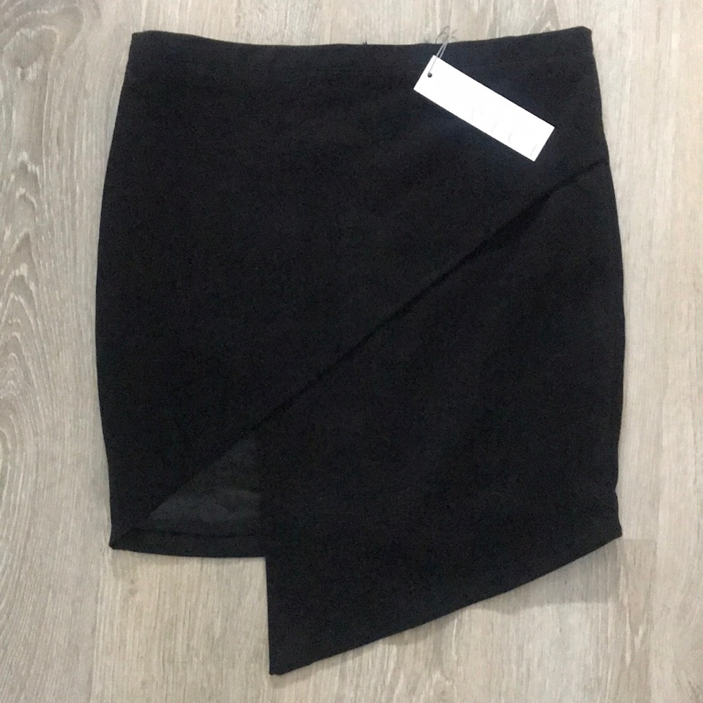 Vici Olivaceous Enzo faux suede asymmetrical skirt M